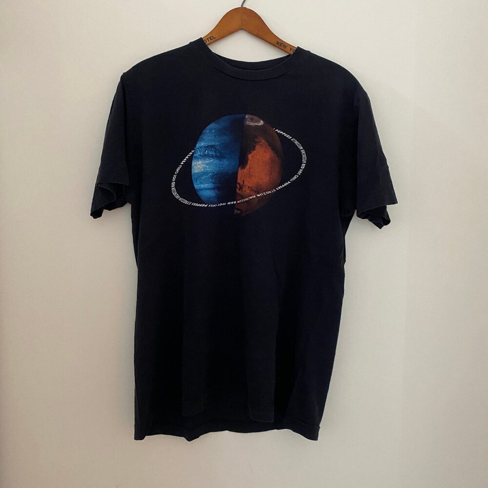 Y2K 2006 the red hot chili peppers stadium arcadium tour shirt size medium